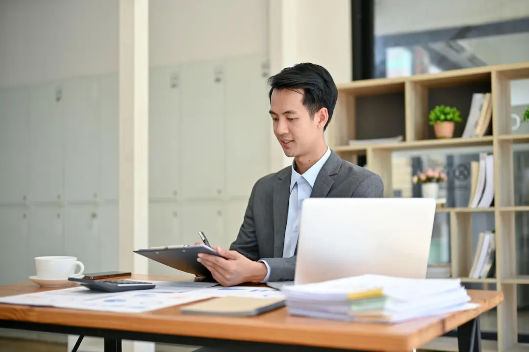 Đội ngũ tư vấn kế toán thuế châu Á